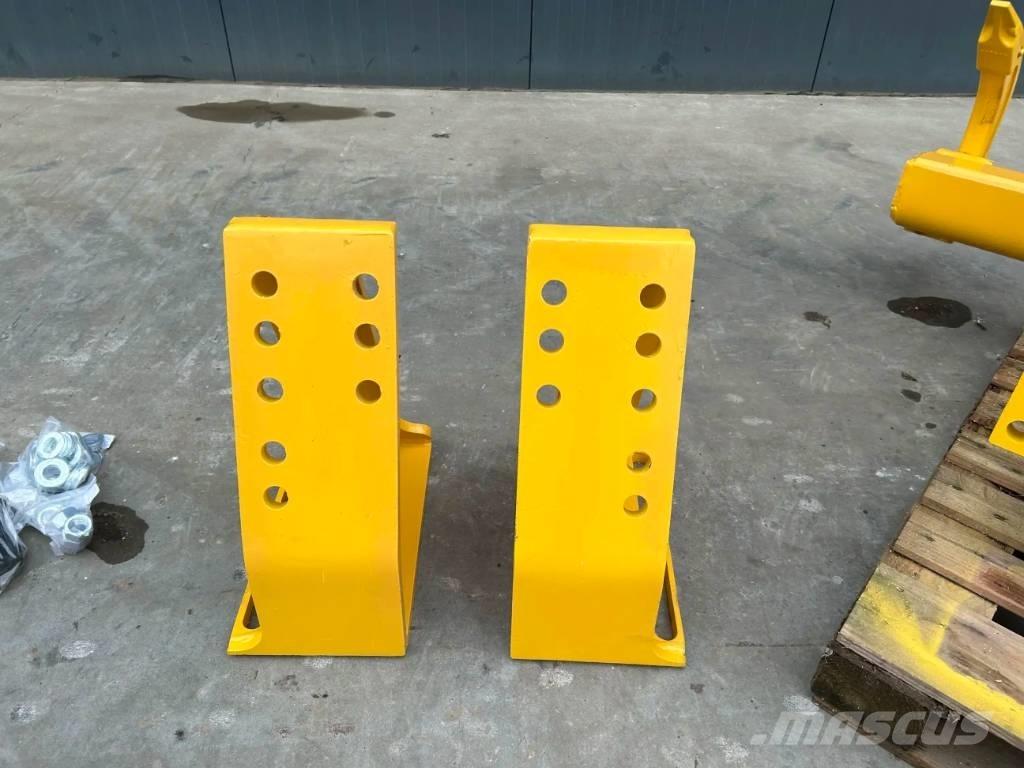 Komatsu D38 Scarifiers