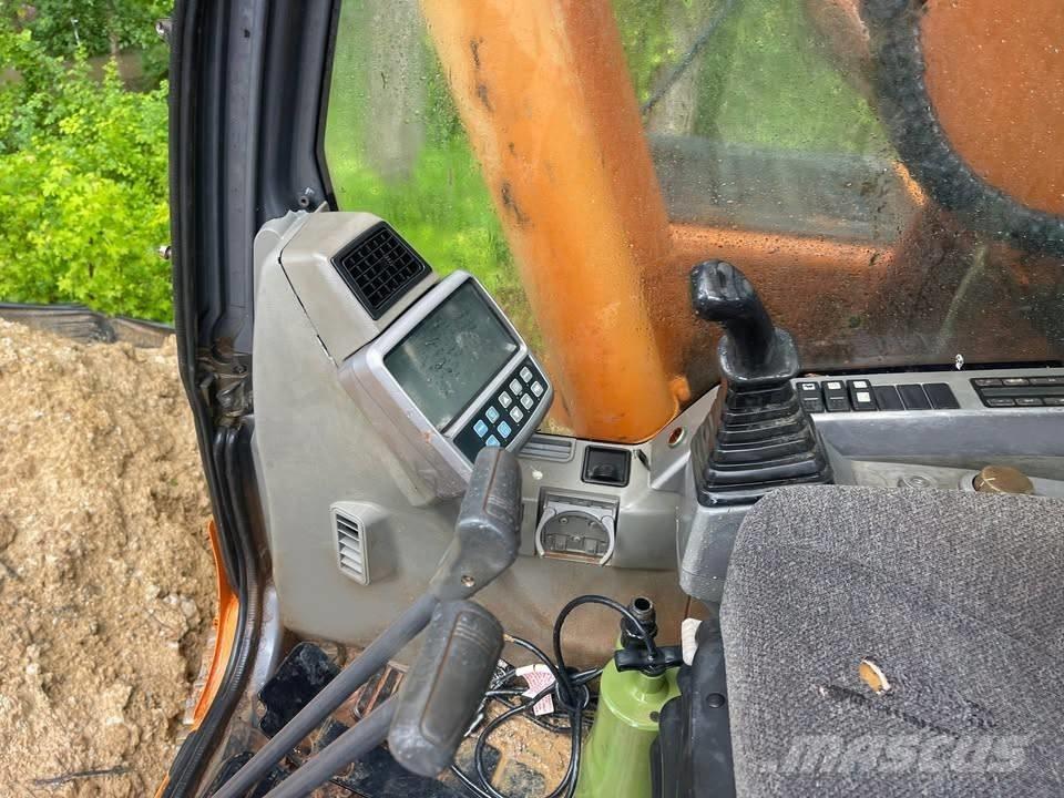 Doosan DX 255 LC Crawler excavators