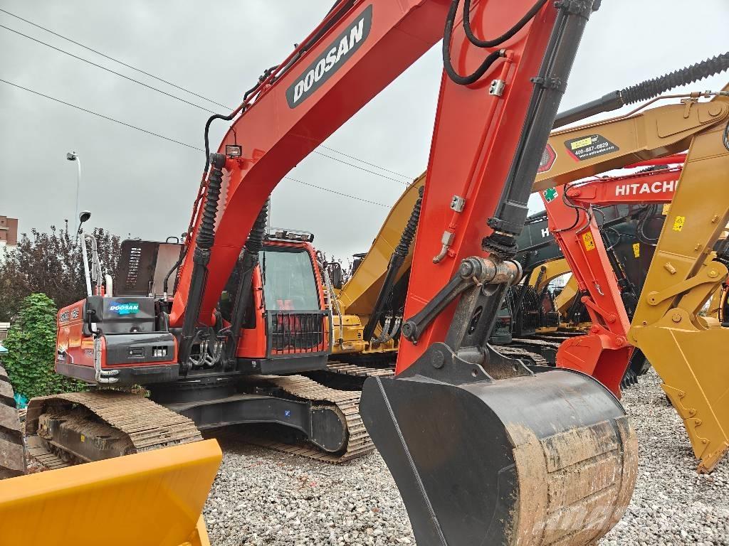 Doosan 225 LC-9C Crawler excavators