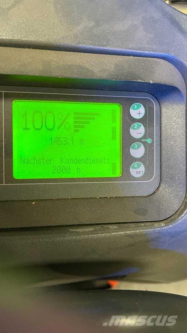 Linde T20AP Self propelled stackers