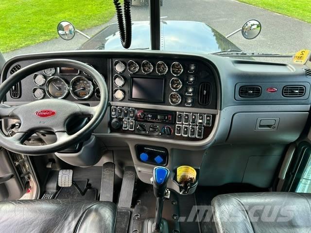 Peterbilt 389 Tractor Units