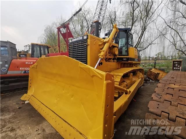 Komatsu D155A Crawler dozers