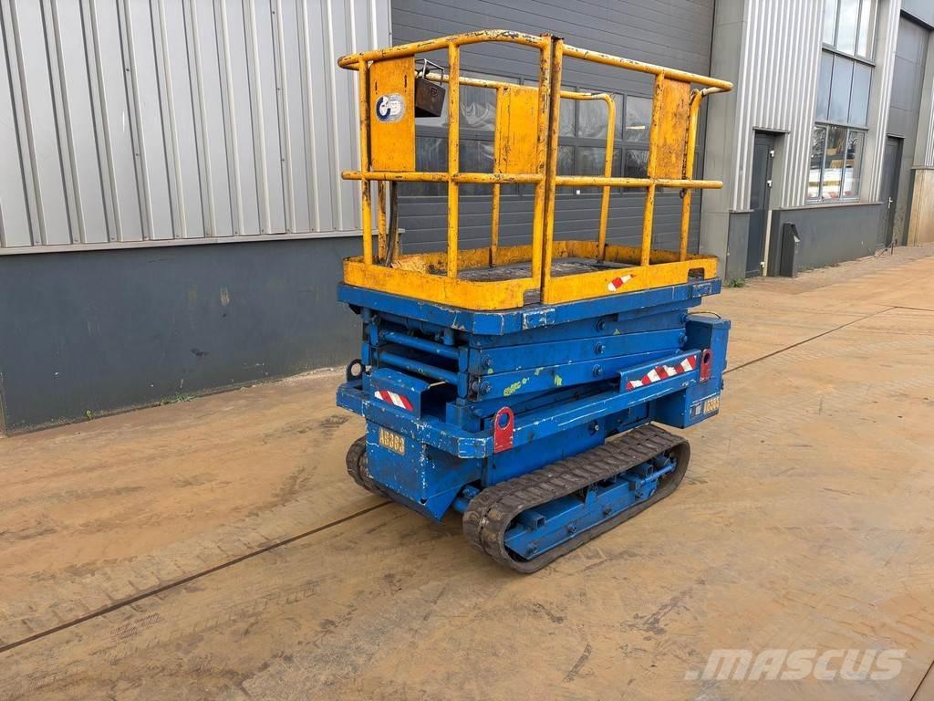 Aichi RV042 Scissor lifts