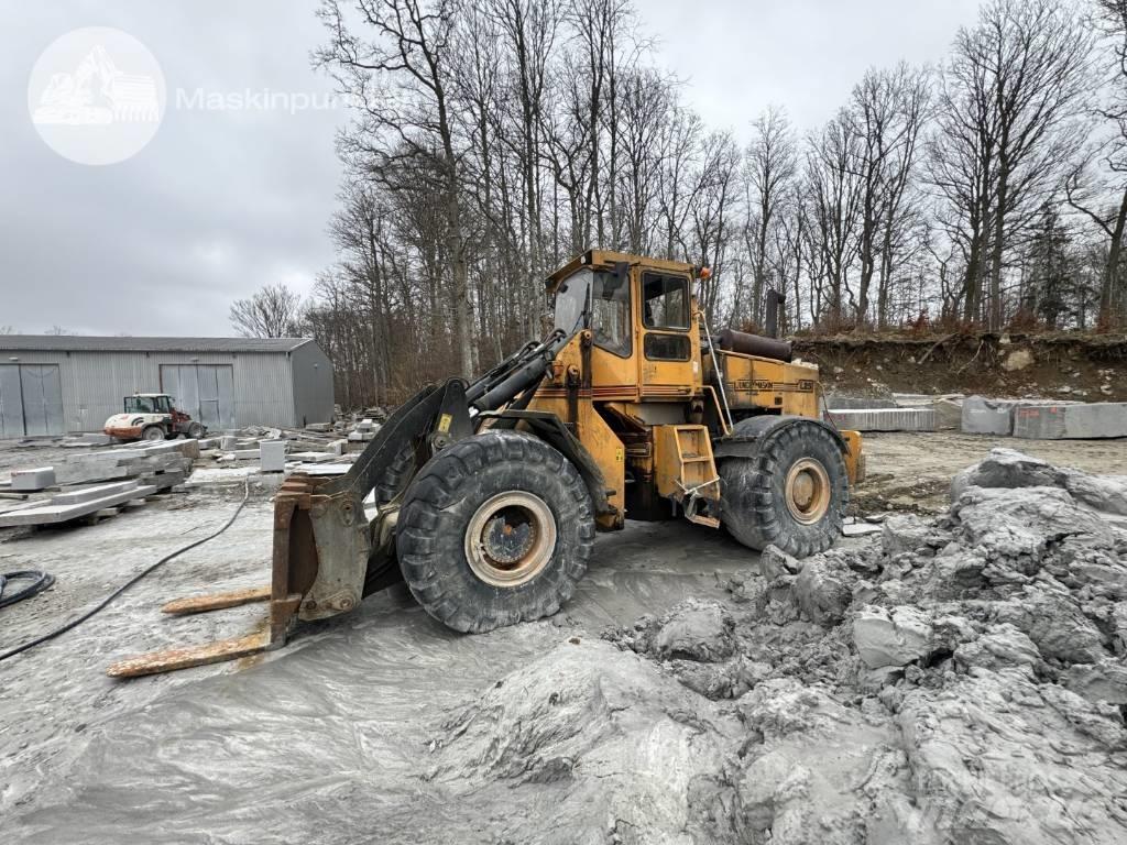 Ljungby L 25 Wheel loaders