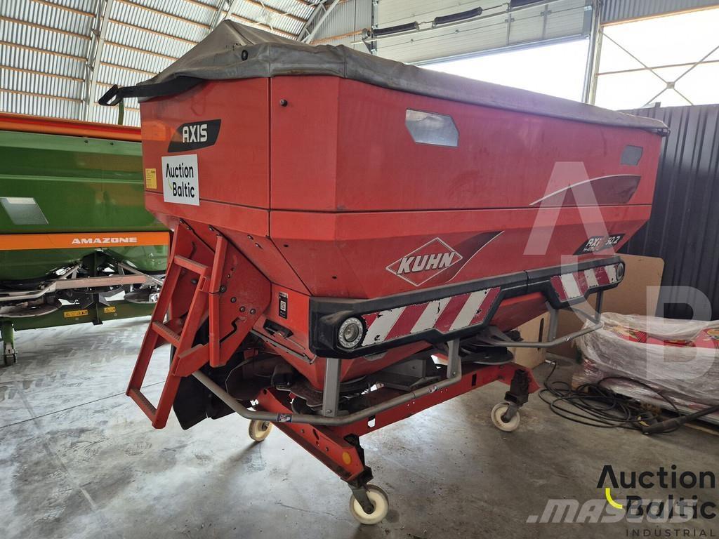 Kuhn AXIS 50.2 Mineral spreaders
