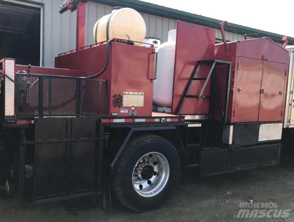 Kenworth T370 Asphalt heaters