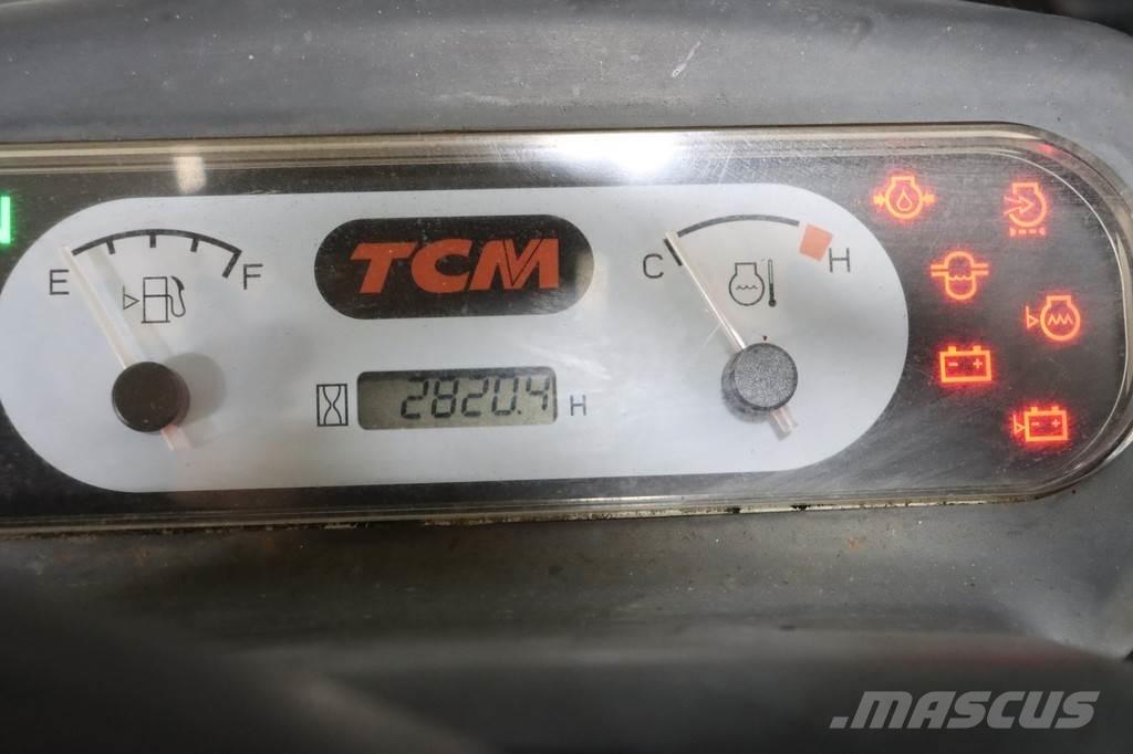 TCM FD40T2 Diesel trucks