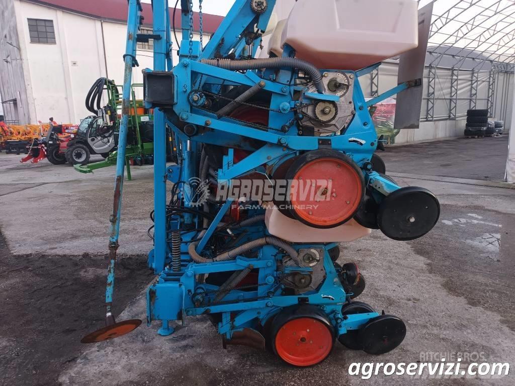 Monosem NG PLUS 3 Precision sowing machines