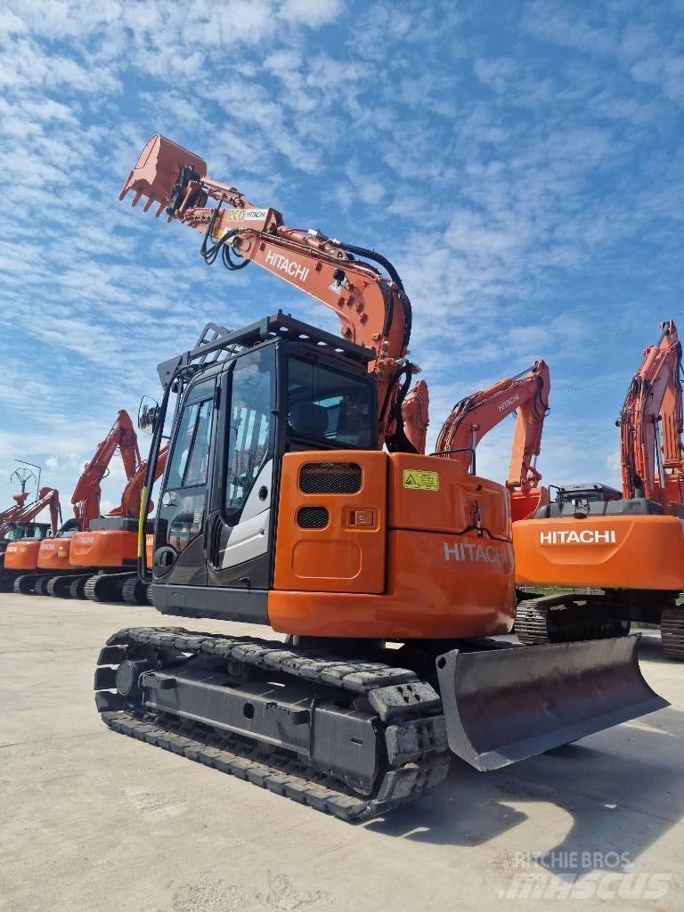 Hitachi ZX 85 Midi excavators  7t - 12t