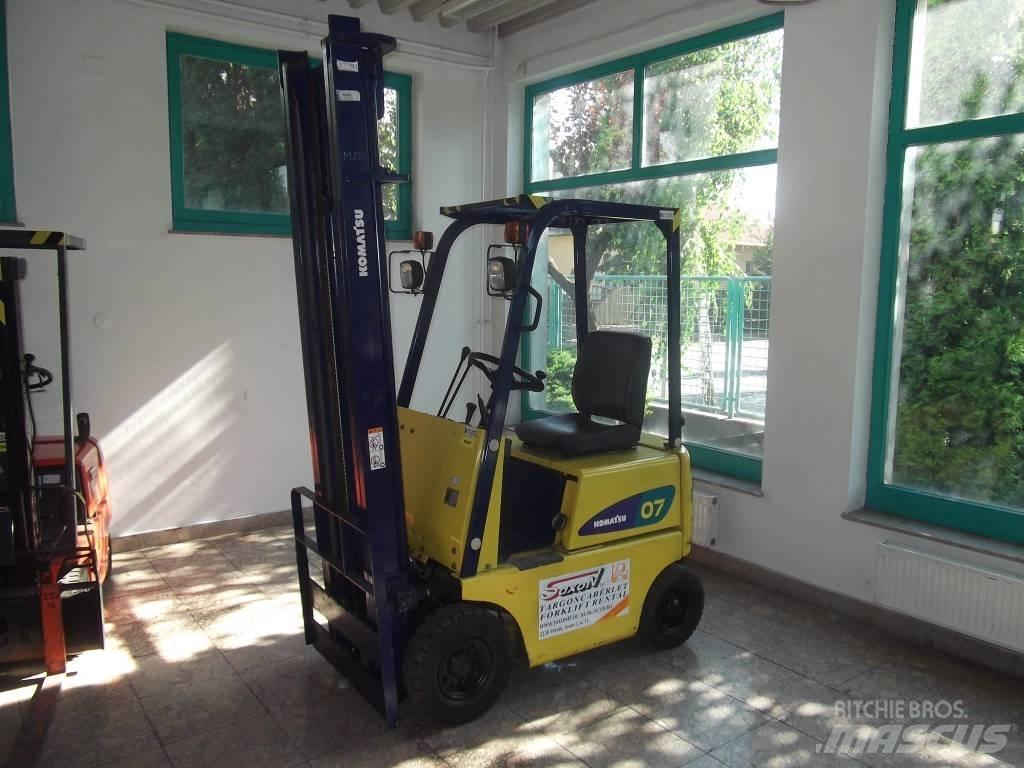 Komatsu FG07-3 LPG trucks