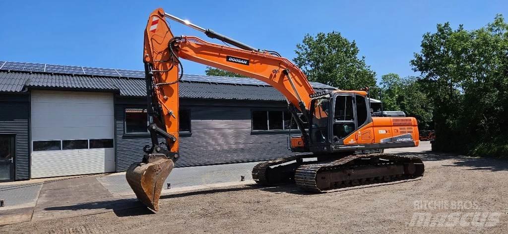 Doosan DX 255LC-5 Crawler excavators