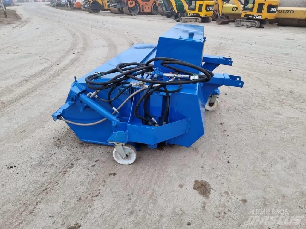  Conquip Max Sweepers