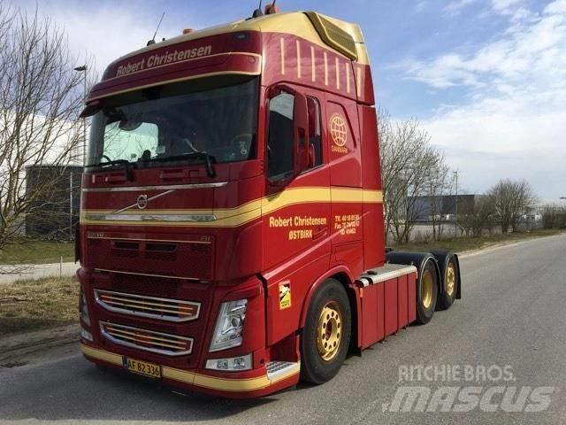 Volvo 540 Tractor Units