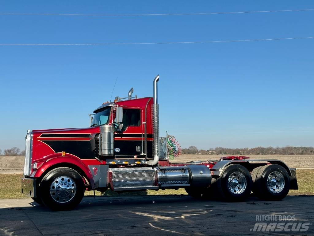 Kenworth W900 Tractor Units
