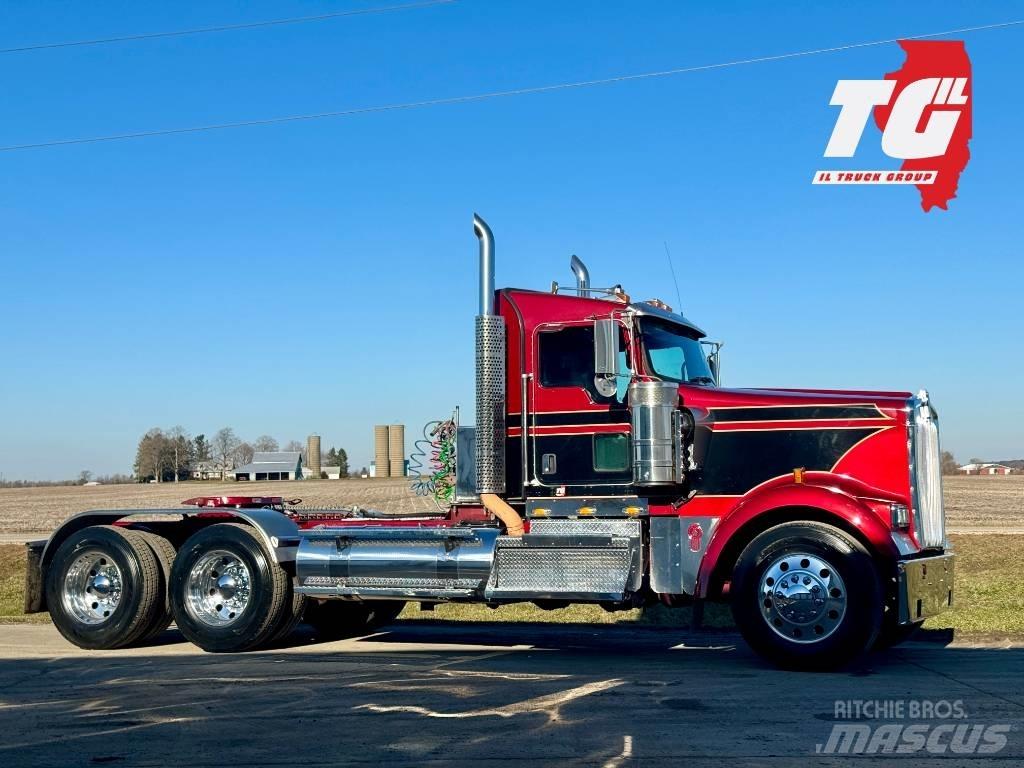 Kenworth W900 Tractor Units