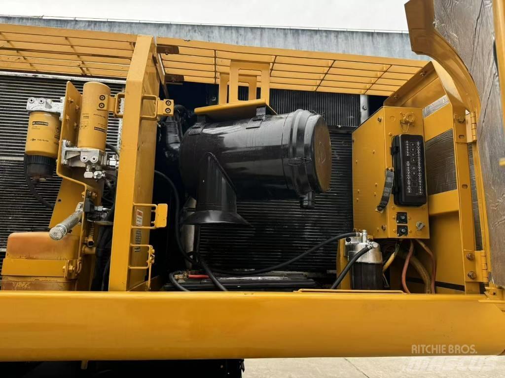 CAT 330CL Crawler excavators