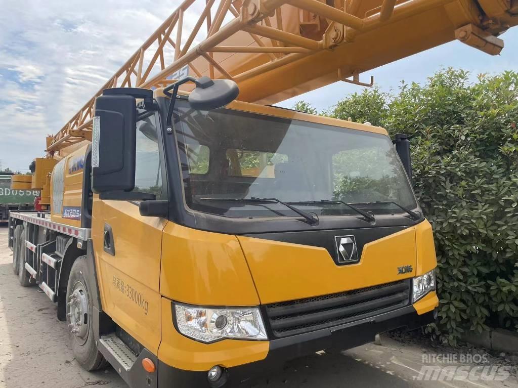 XCMG QY70KC All terrain cranes