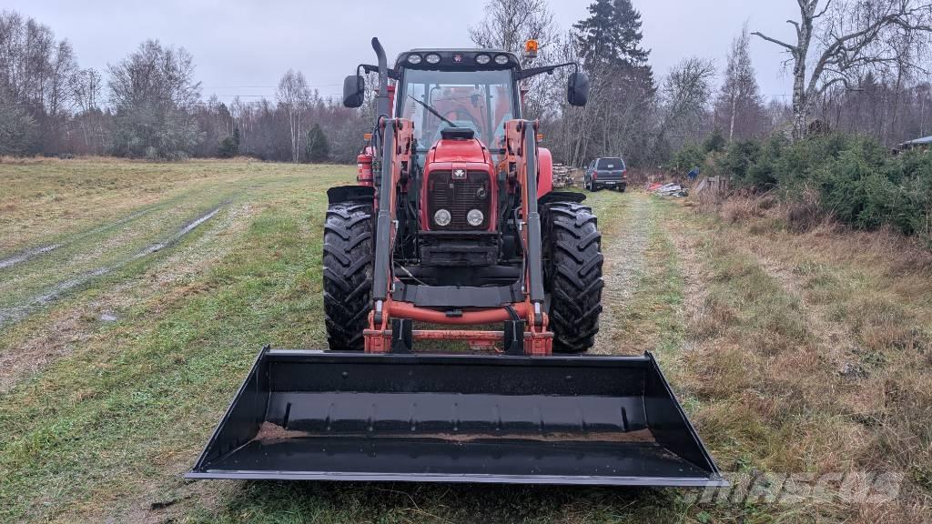 Massey Ferguson 5465 Tractors