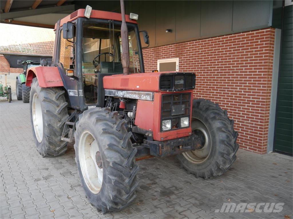 Case IH 956 XL Tractors