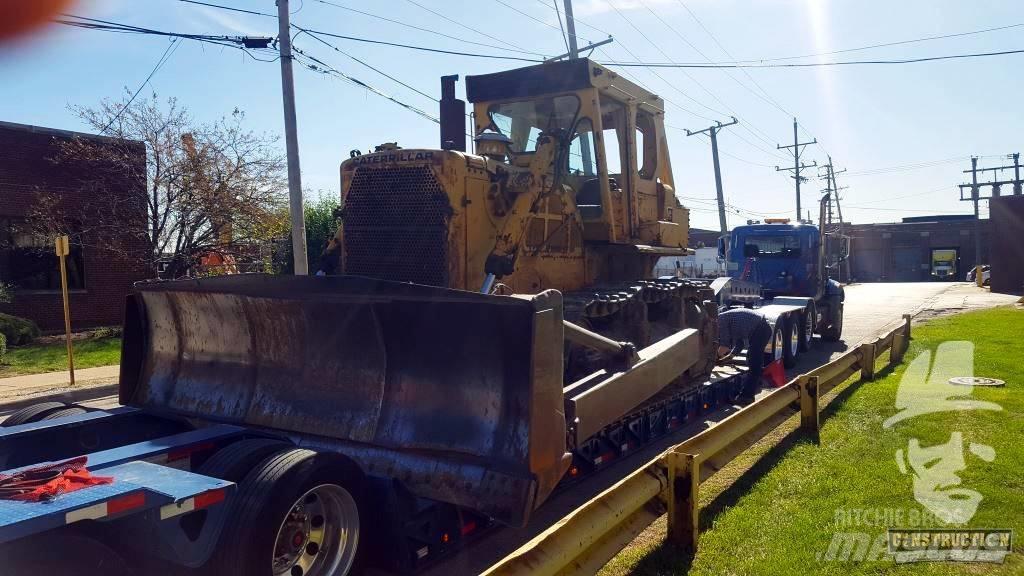CAT D 8 K Crawler dozers