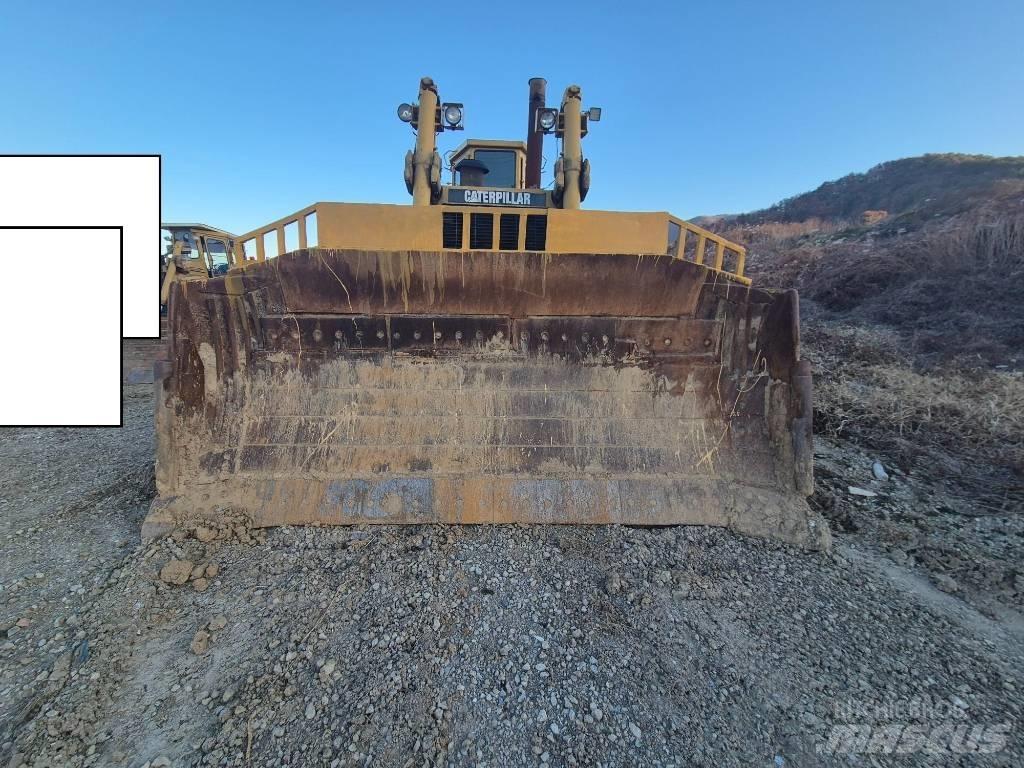 CAT D 9 N Crawler dozers