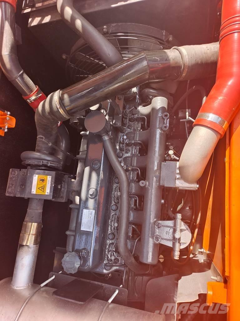 Doosan DX225 LC-9C Crawler excavators