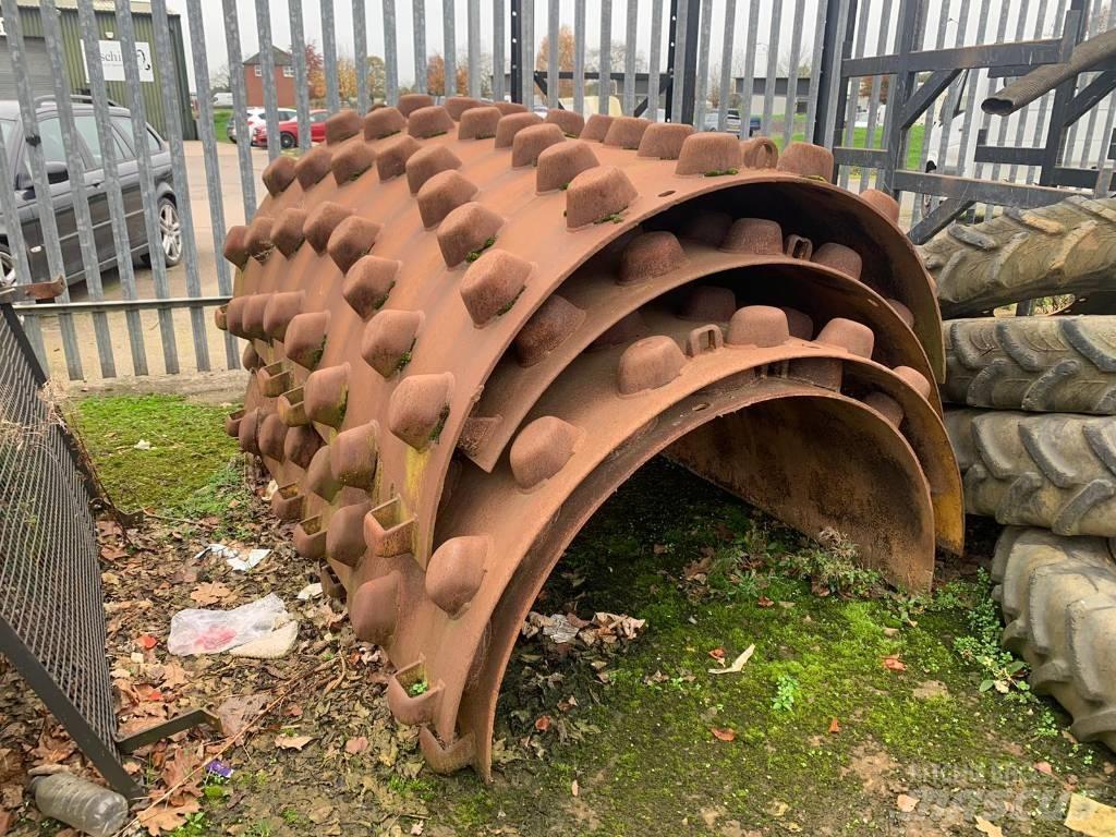 CAT CS 66 B Single drum rollers