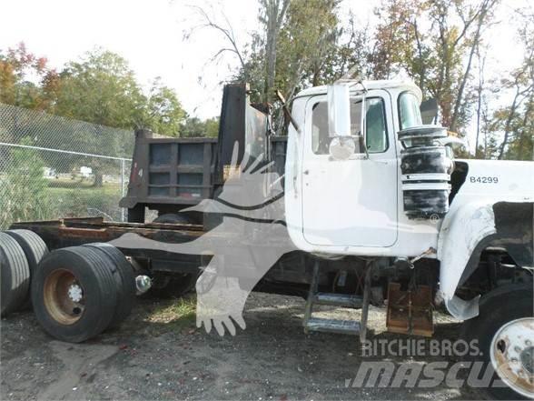 Mack RD600 Construction - Others