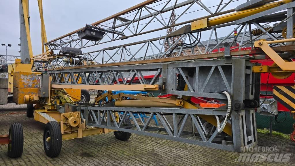 Potain GMH 519 Self erecting cranes