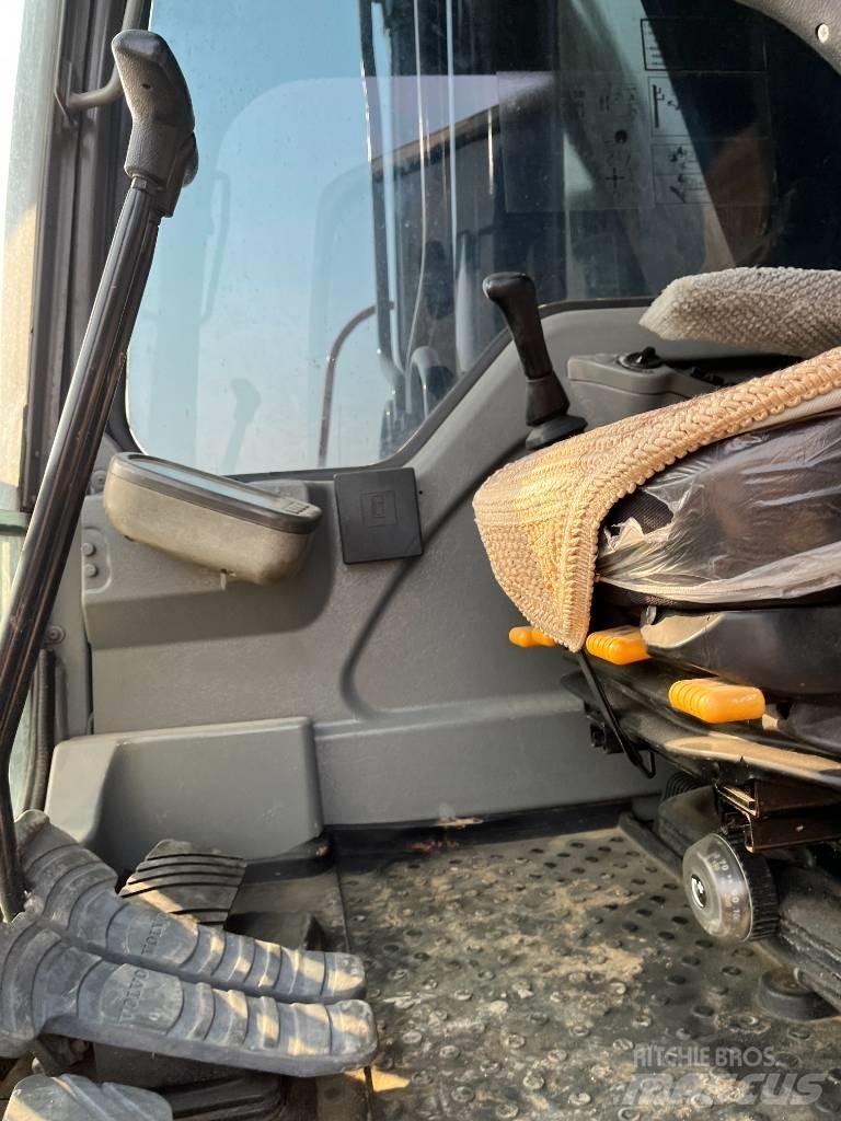 Volvo 290 Crawler excavators