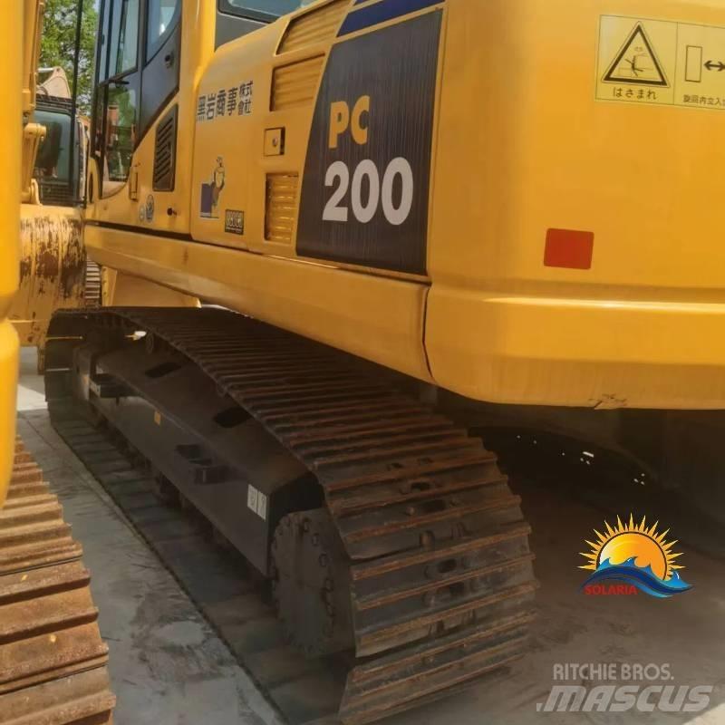 Komatsu PC 200-8 Crawler excavators