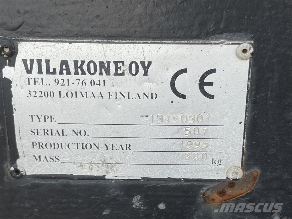  Vilakone Hiekotin Compact tractor attachments