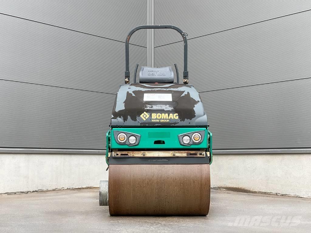 Bomag BW 100 AD-5 Twin drum rollers