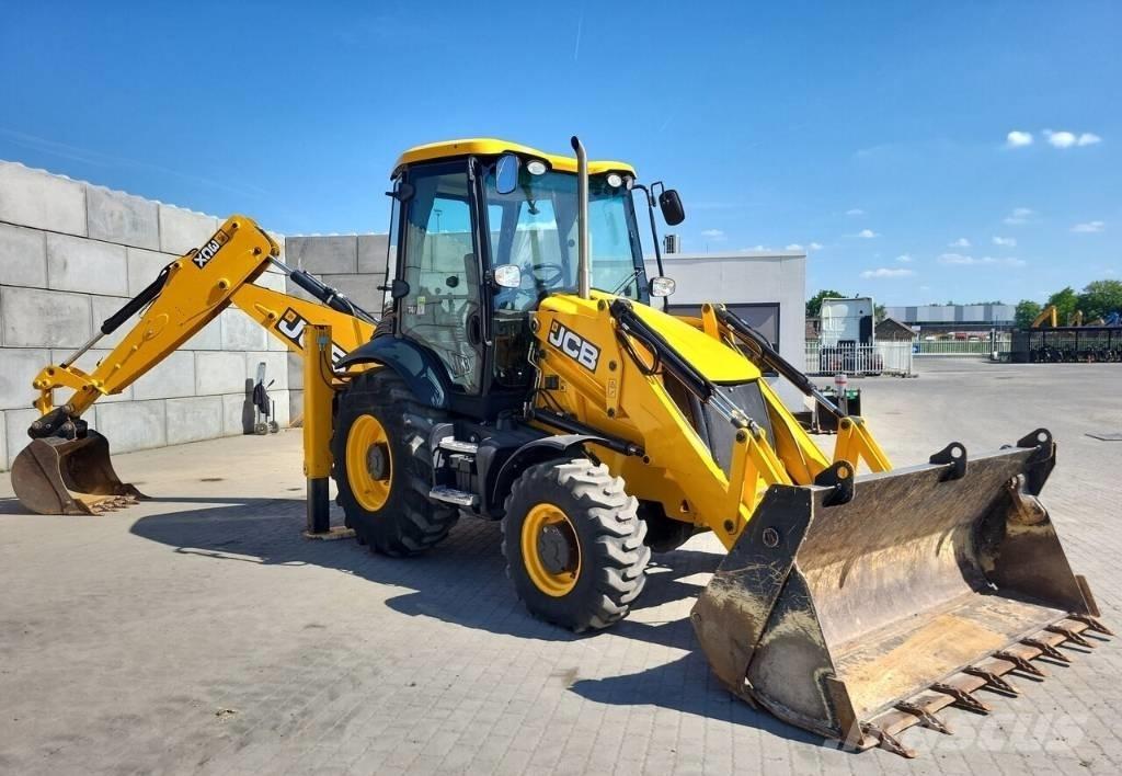 JCB 3CX Backhoe loaders