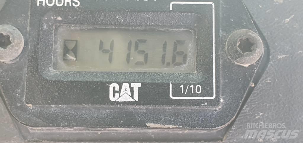 CAT 247 B 3 Skid steer loaders