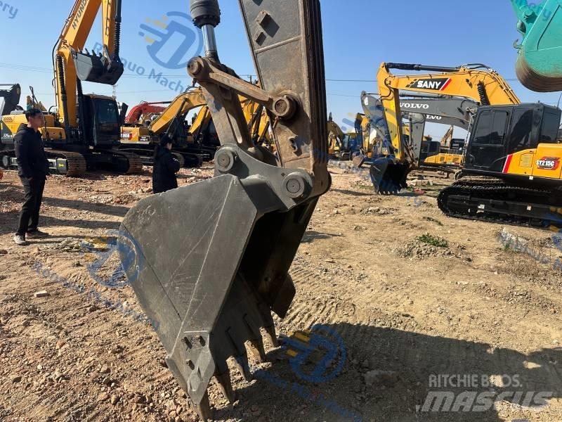 Volvo EC 220 D Crawler excavators