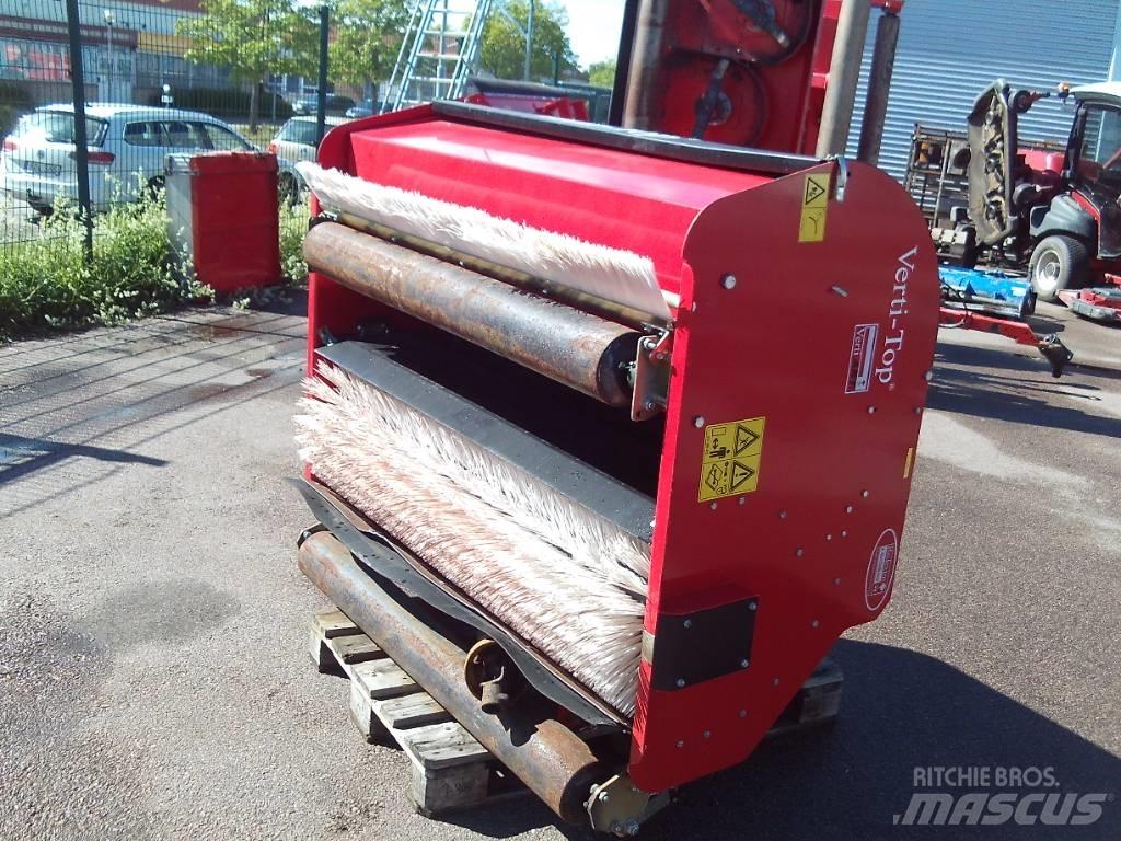 Redexim Verti-top Debris removal equipment