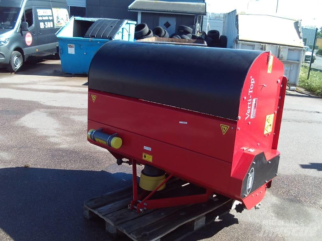 Redexim Verti-top Debris removal equipment