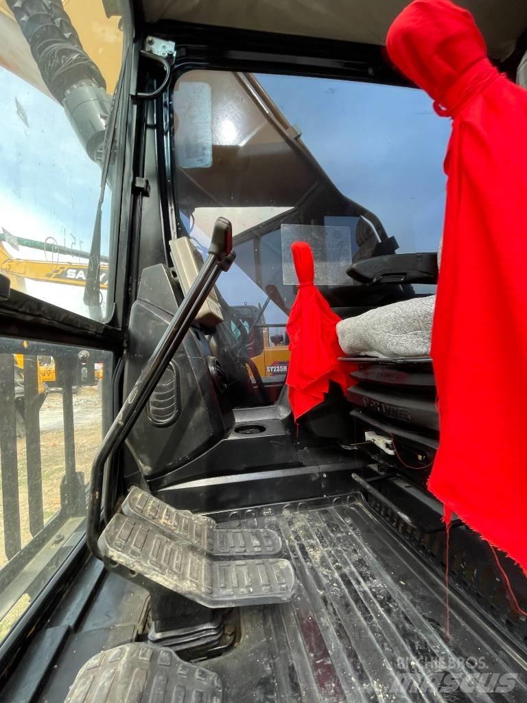 Sany 215 Midi excavators  7t - 12t