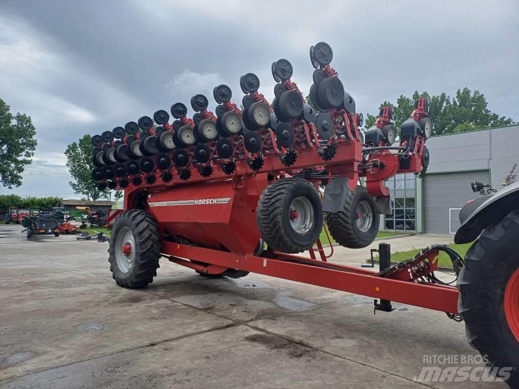 Horsch Maestro Precision sowing machines