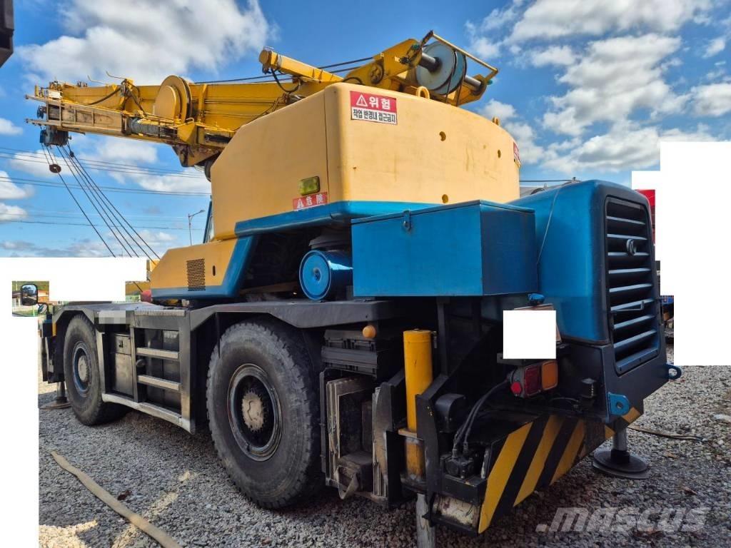 Kato KR 35 H Rough terrain cranes