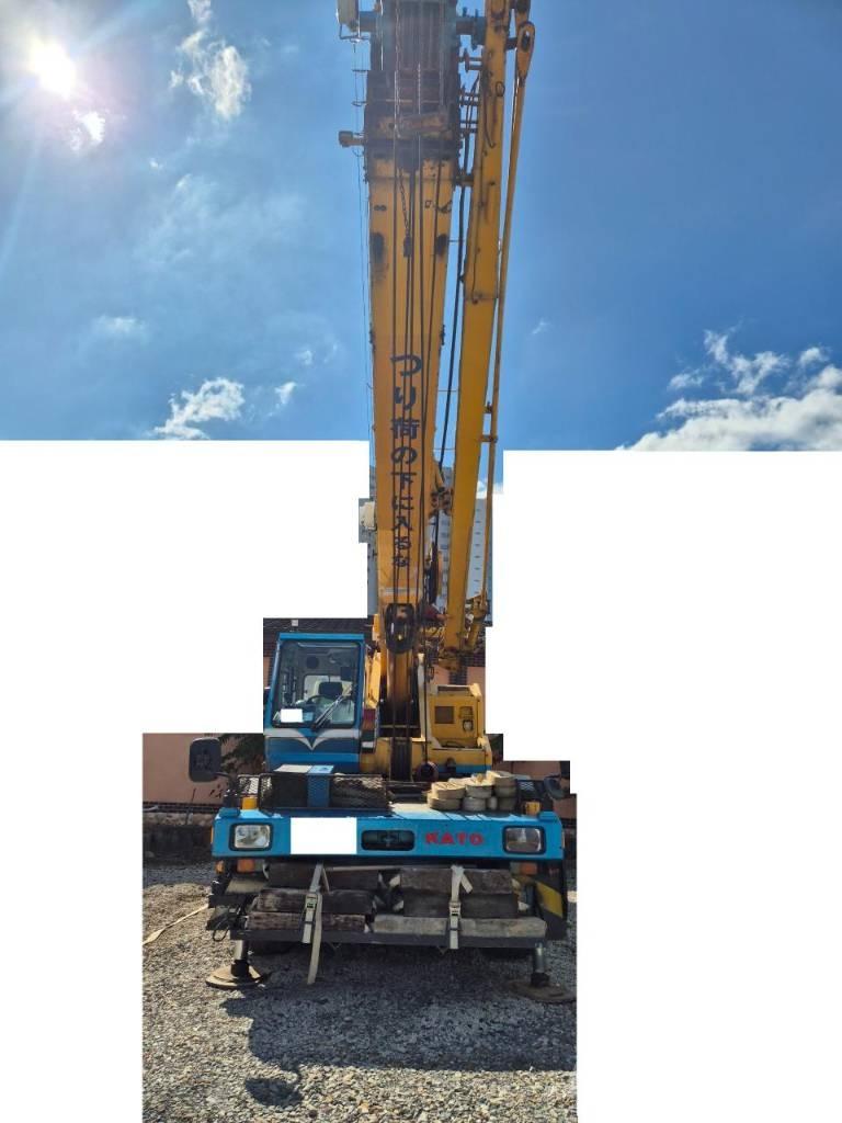 Kato KR 35 H Rough terrain cranes