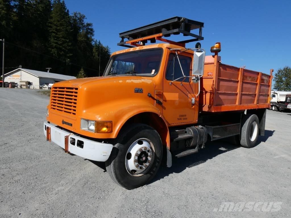 International 4900 Tipper trucks