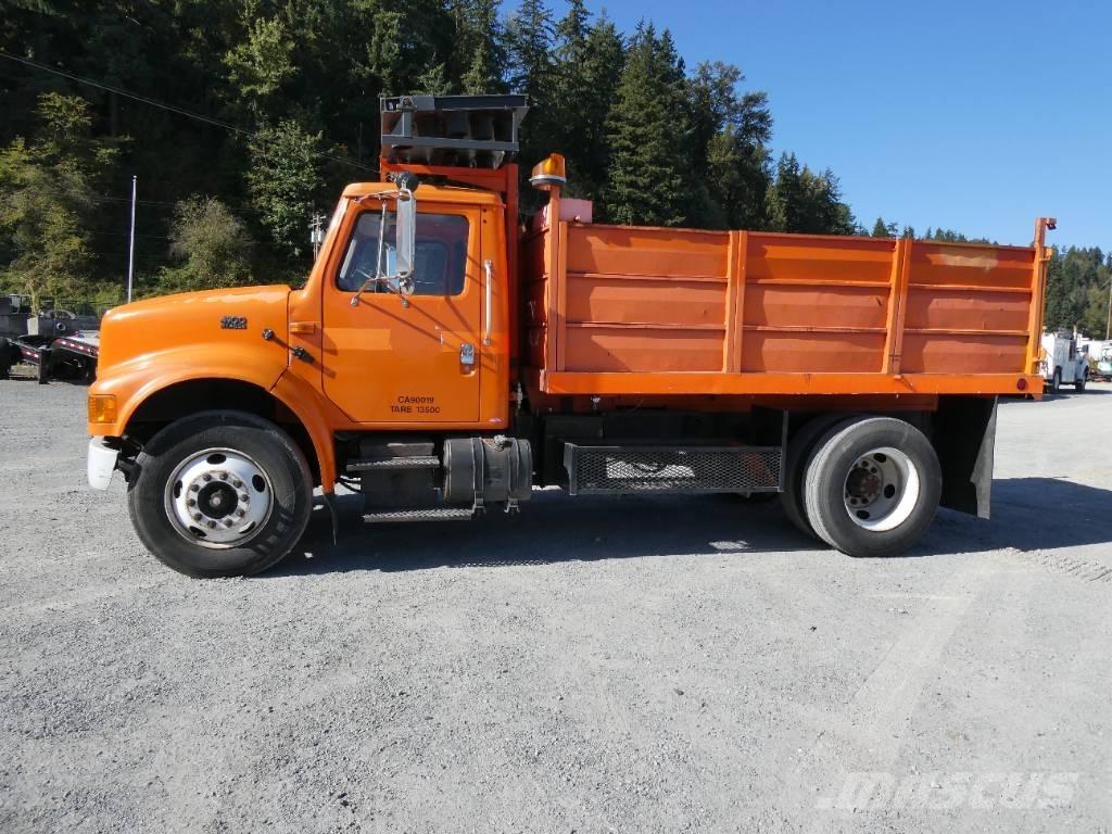 International 4900 Tipper trucks
