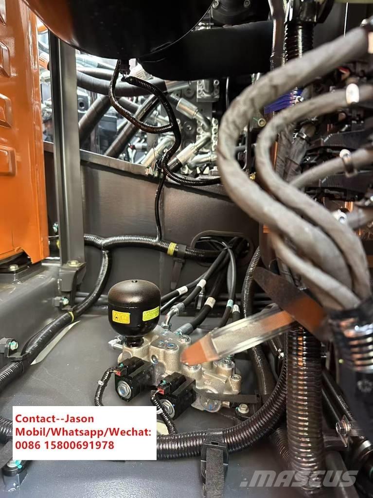 Develon DX 225 LC Crawler excavators