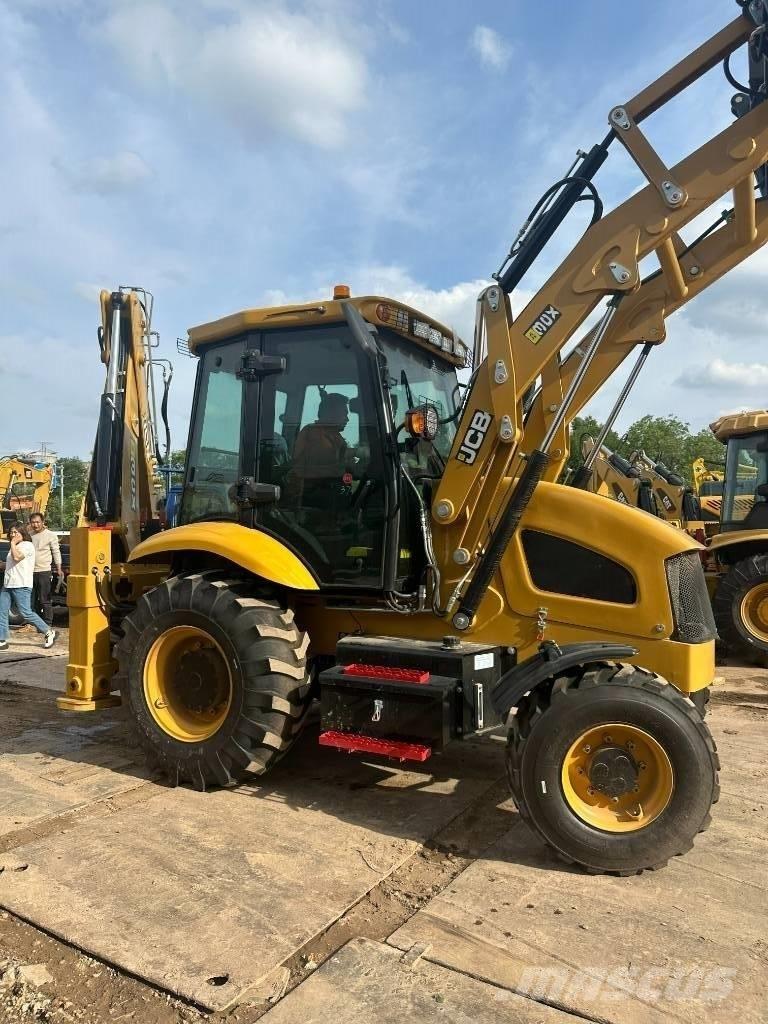 JCB 3 CX Backhoe loaders