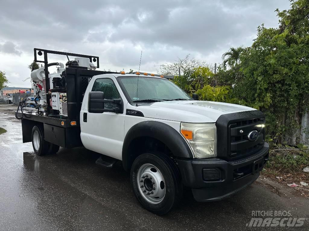 Ford F 450 Combi / vacuum trucks