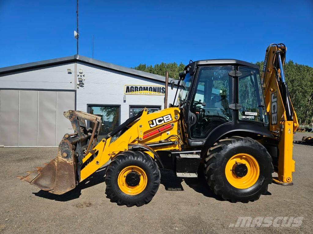JCB 3 CX Backhoe loaders
