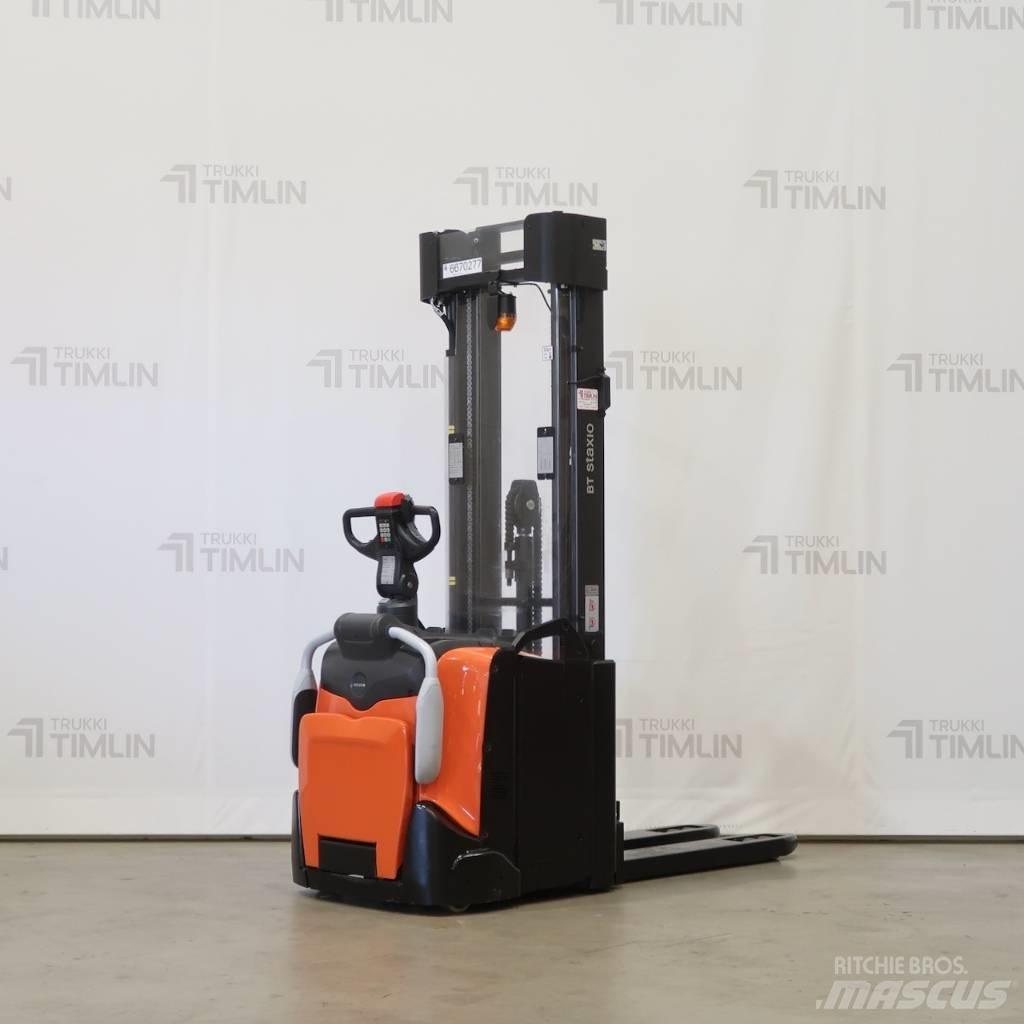 Toyota SPE140L Self propelled stackers