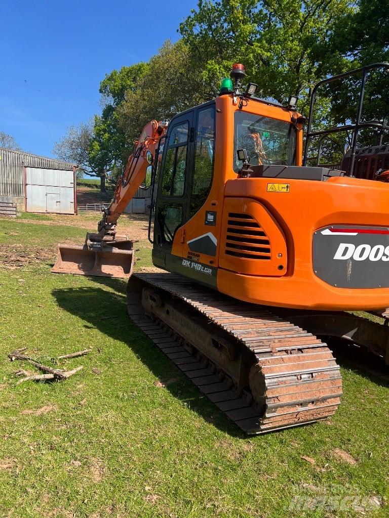 Doosan DX 140 LCR-7 Crawler excavators